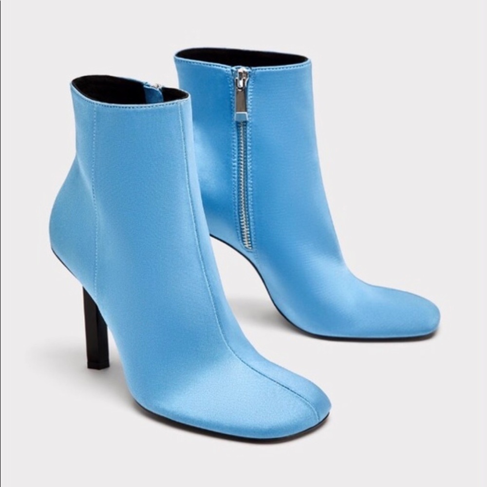 Zara booties sz 40